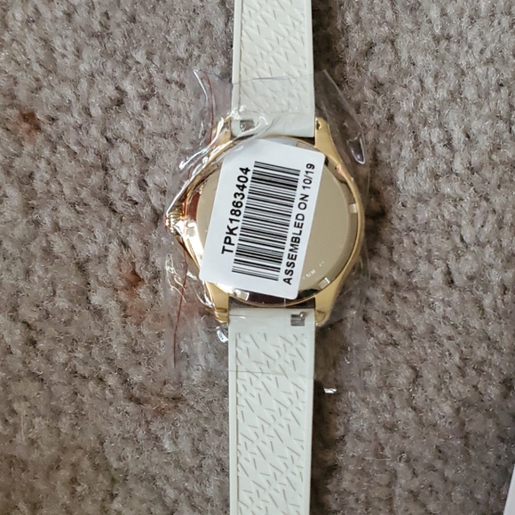Michele host pick   ivory cape  watch new gorgeous boxed etc warranty last one - Picture 11 of 13